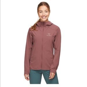 Arc’teryx Women’s Gamma SL Jacket in Inertia.